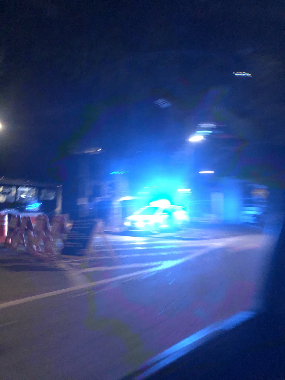 PM fechando a porta do campus da FFLCH da USP